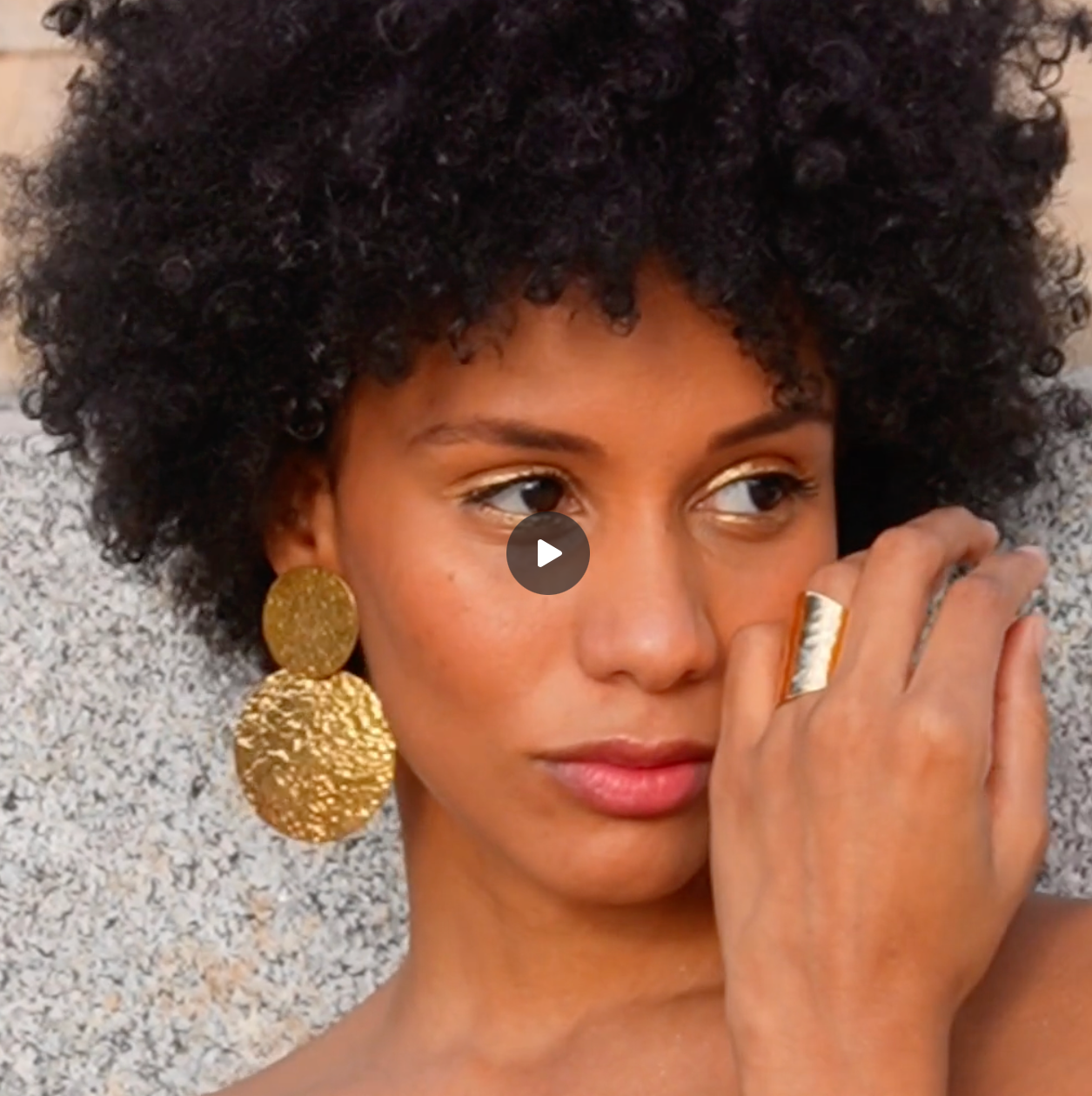 video black model wearing el dorado colection bokdi , dualis earring , beautiful